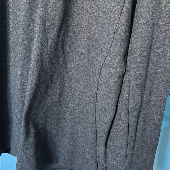 Lululemon Half-Zip Pullover - Picture 10 of 10